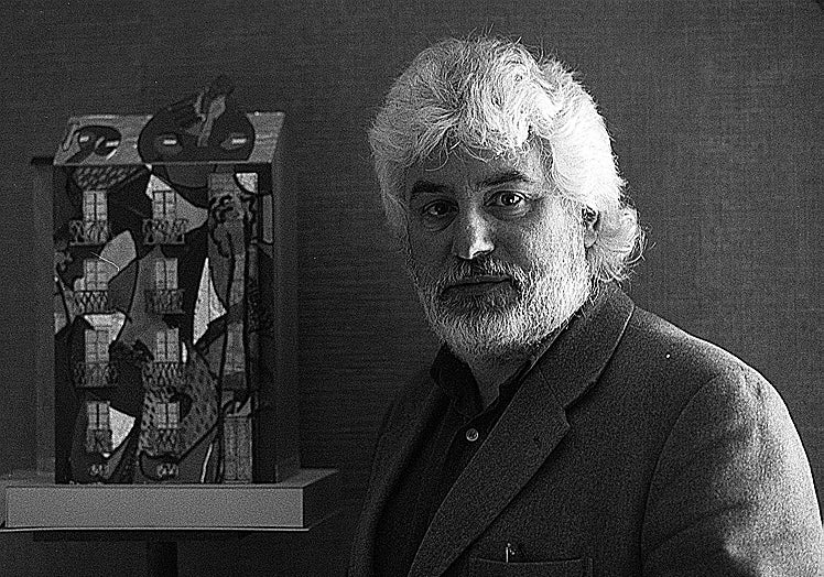 Cristóbal Gabarrón en una entrevista en Valladolid en 1999.